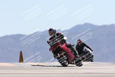 media/Oct-13-2025-Moto Forza (Mon) [[a66d839500]]/3-B Group/Session 4 (Turn 9)/